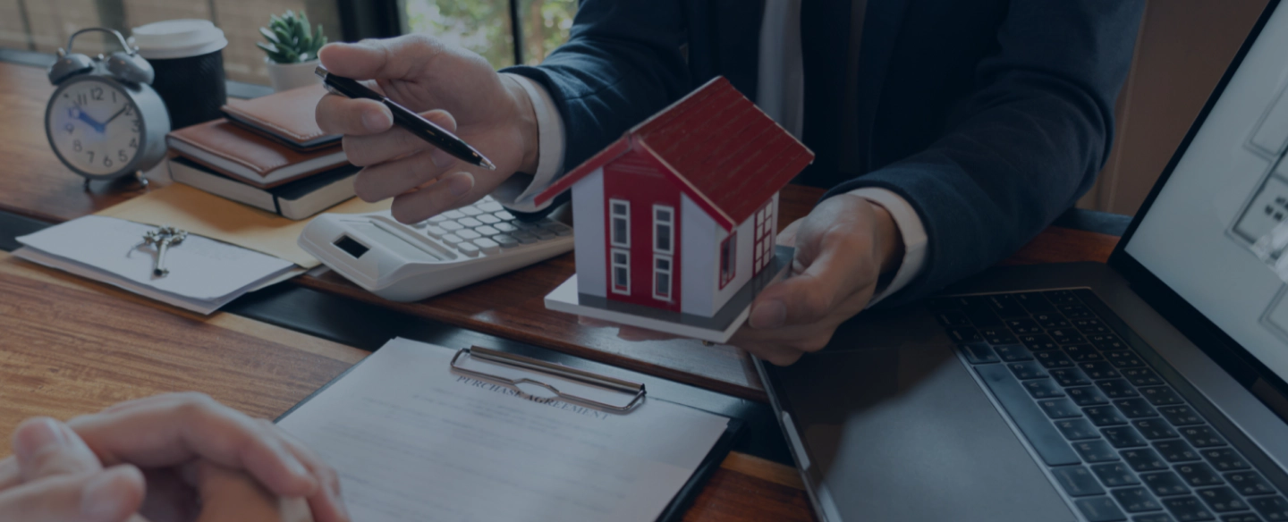 real-estate-broker-having-service-discussion-with-his-client-las-vegas-nv